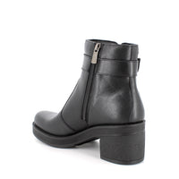 Women’s Black Leather Heeled Booties with Side Zipper – Made in Italy